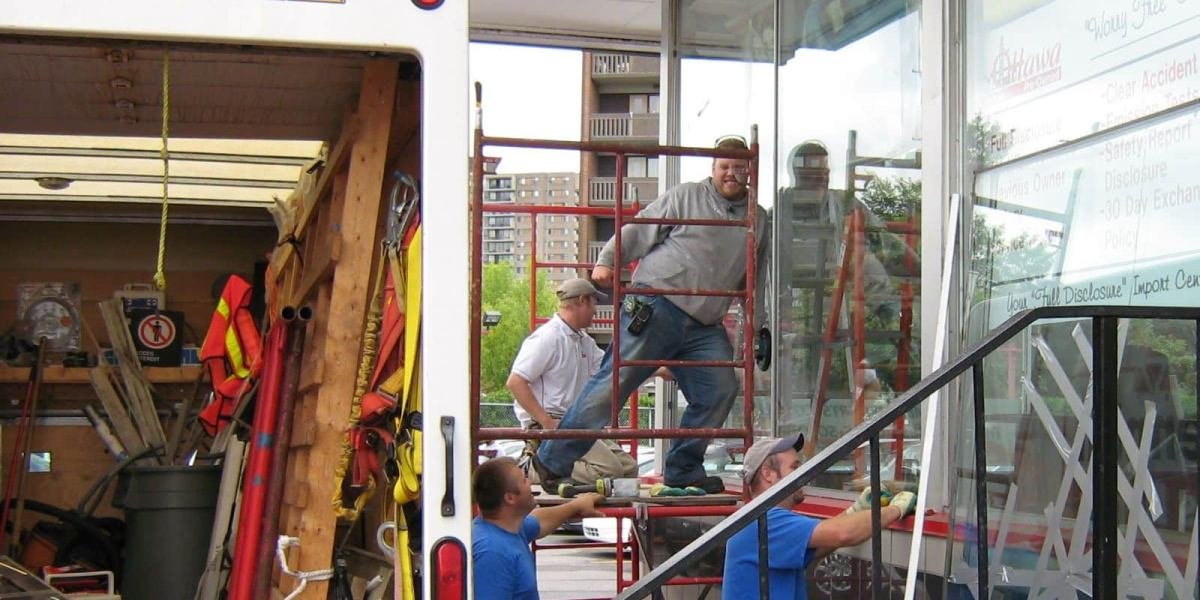 Glass services in Eganville